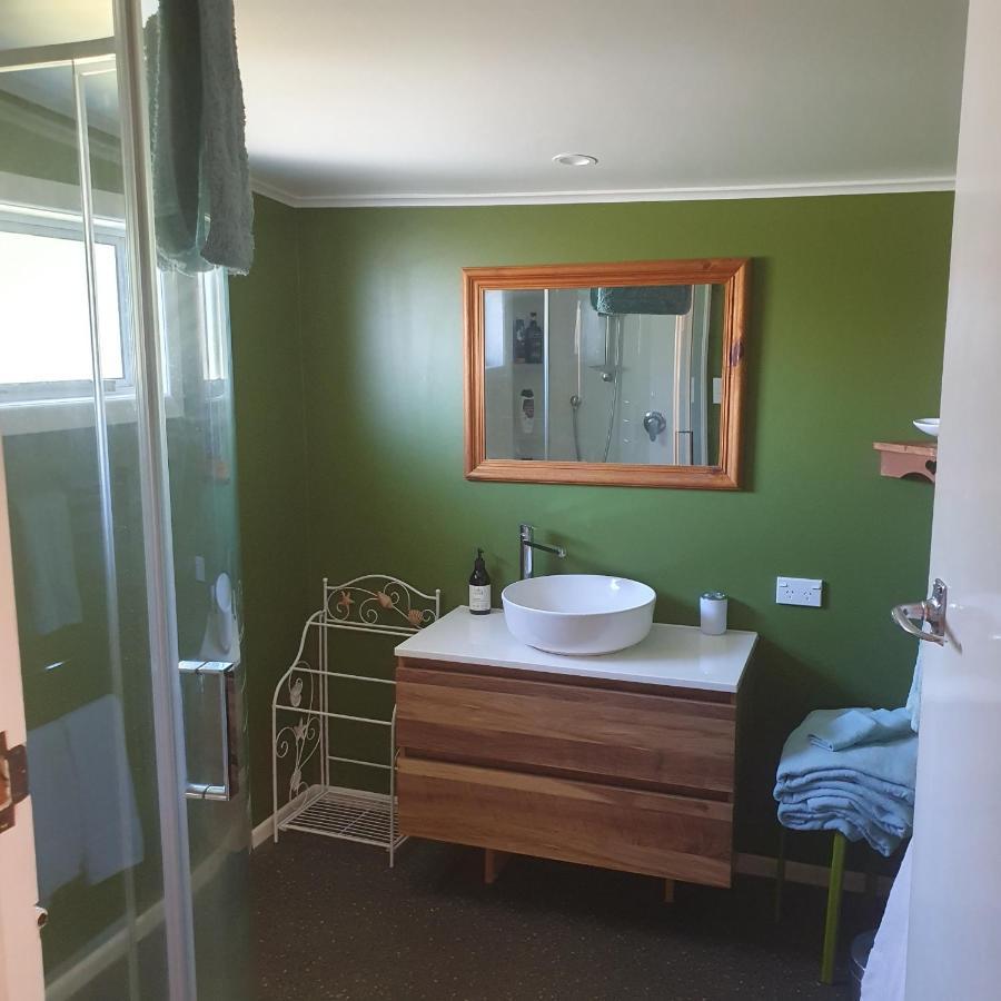 Daydream House, Sunrise, Sunset Views Across Lake Rotorua Extérieur photo